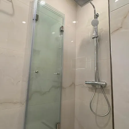 Apartmentspicedevin