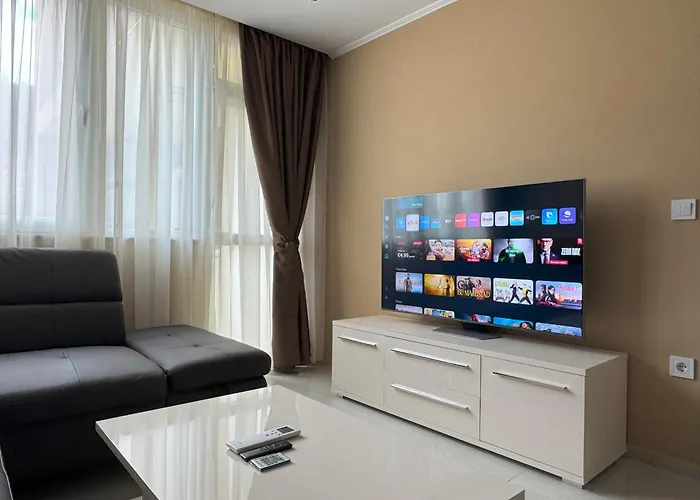 Apartmentspicedevin * Devin